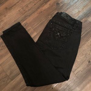 Miss Me Black Jeans 36 Mid Rise Easy Skinny